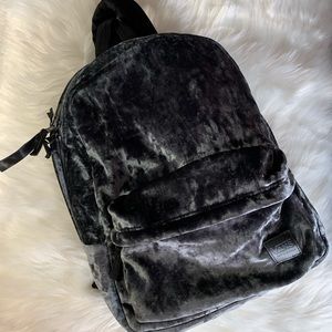 vans deana crushed velvet backpack